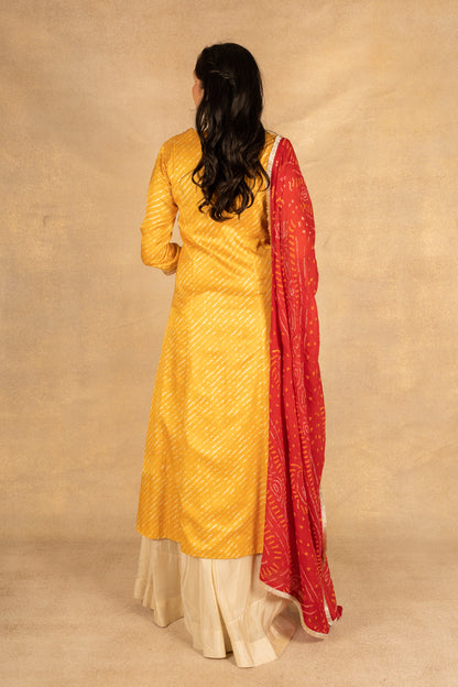 Yellow laheriya suit